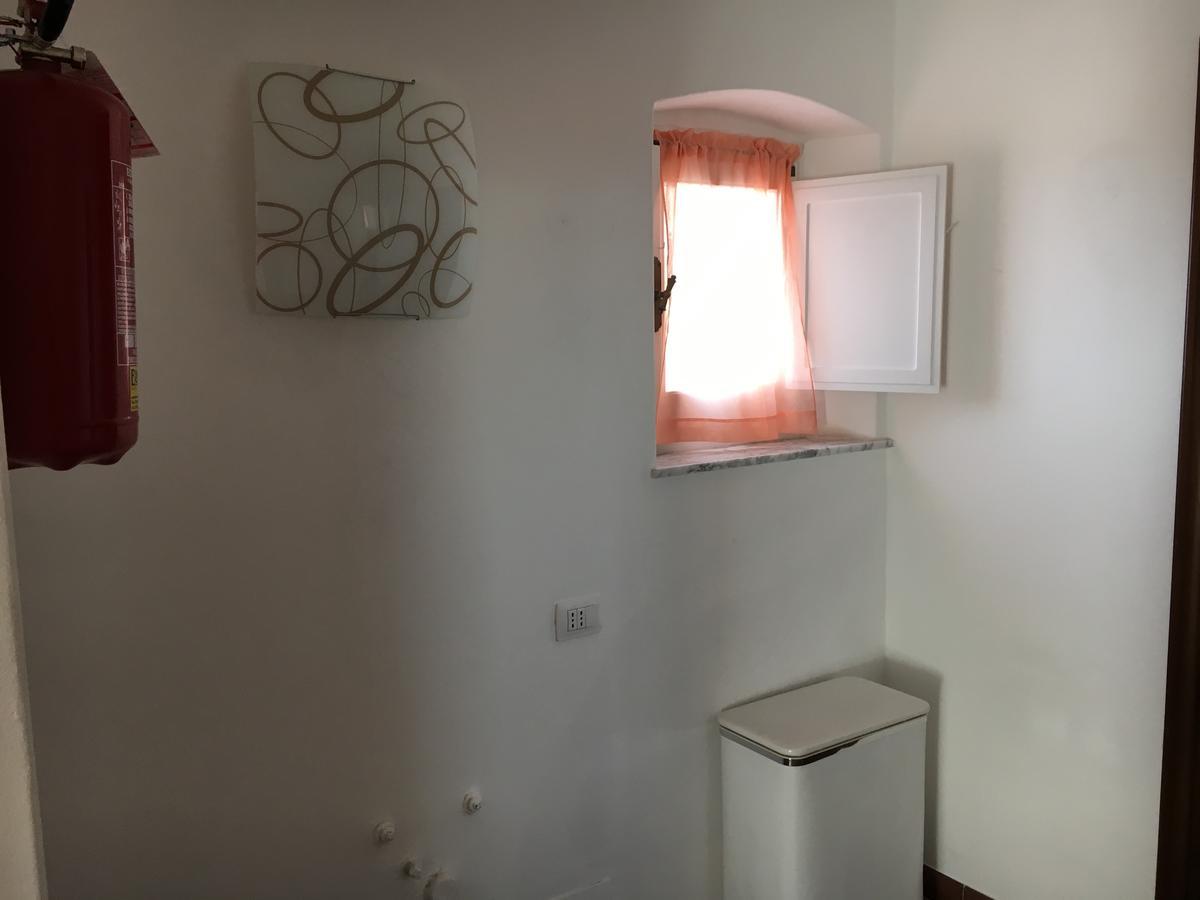 Montemarcello Room And Bathroom أَميليا المظهر الخارجي الصورة
